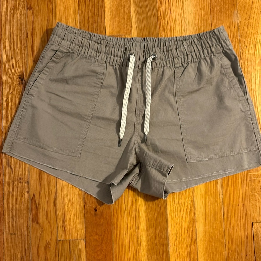 Vuori Vintage Ripstop Shorts, Size Small, Color Dark Oregano